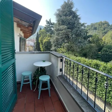 Daire Quadrisfera Paratico